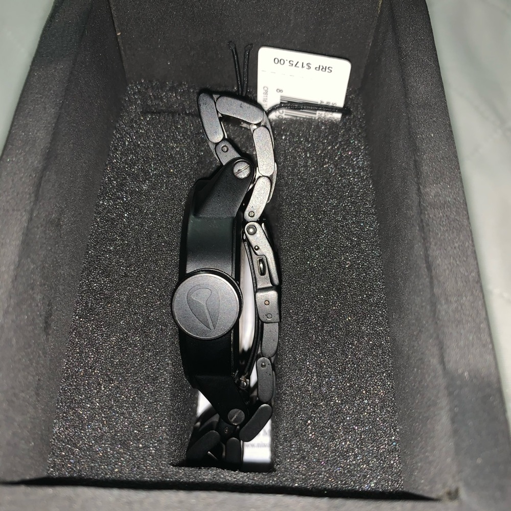 watch - Picture 3 of 5